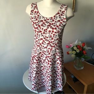 H&M Divided White Floral Pattern Sleeveless Skater Dress Size 12